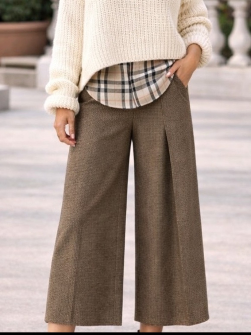 Margaret M, Canada,Solid-Stretch,Palazzo, Cropped Pant,Comfort Waist, EUC,Size 8